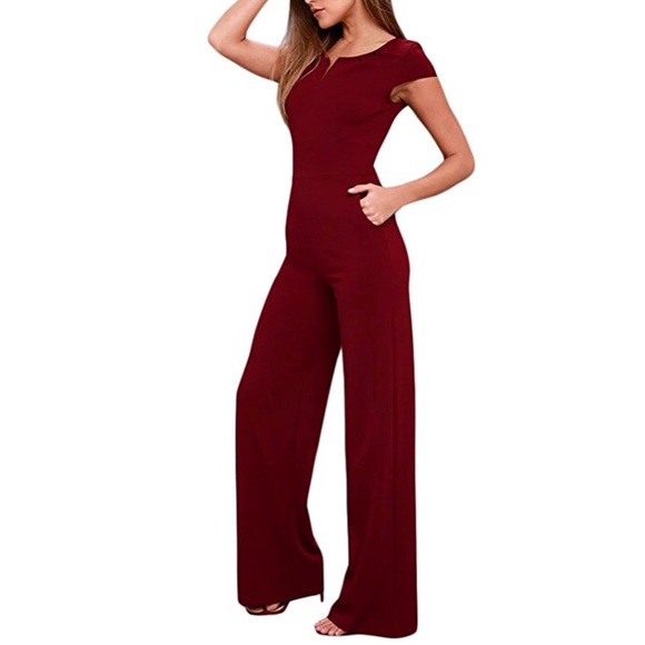 JUST IN - understated sexy all black jumpsuit - Picture 6 of 7